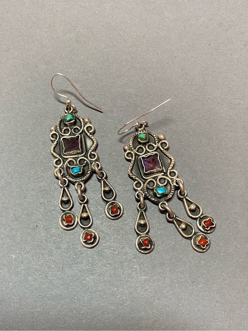 VINTAGE MEXICAN STERLING SILVER MATL TURQUOISE & AMETHYST STATEMENT EARRINGS